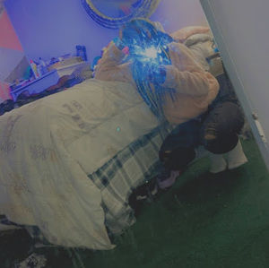 Meet your Posher, Lena